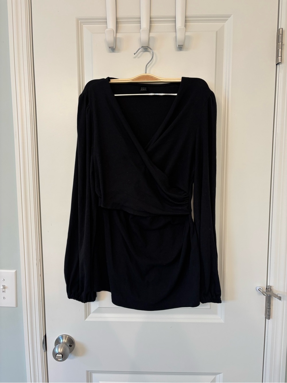 SHEIN Black Long Sleeve Nursing Top